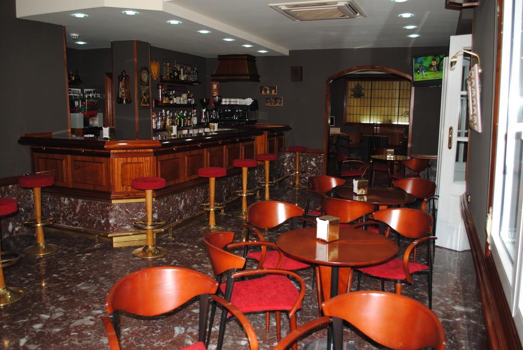 Hotel Gernika - Adults Only Bagian luar foto