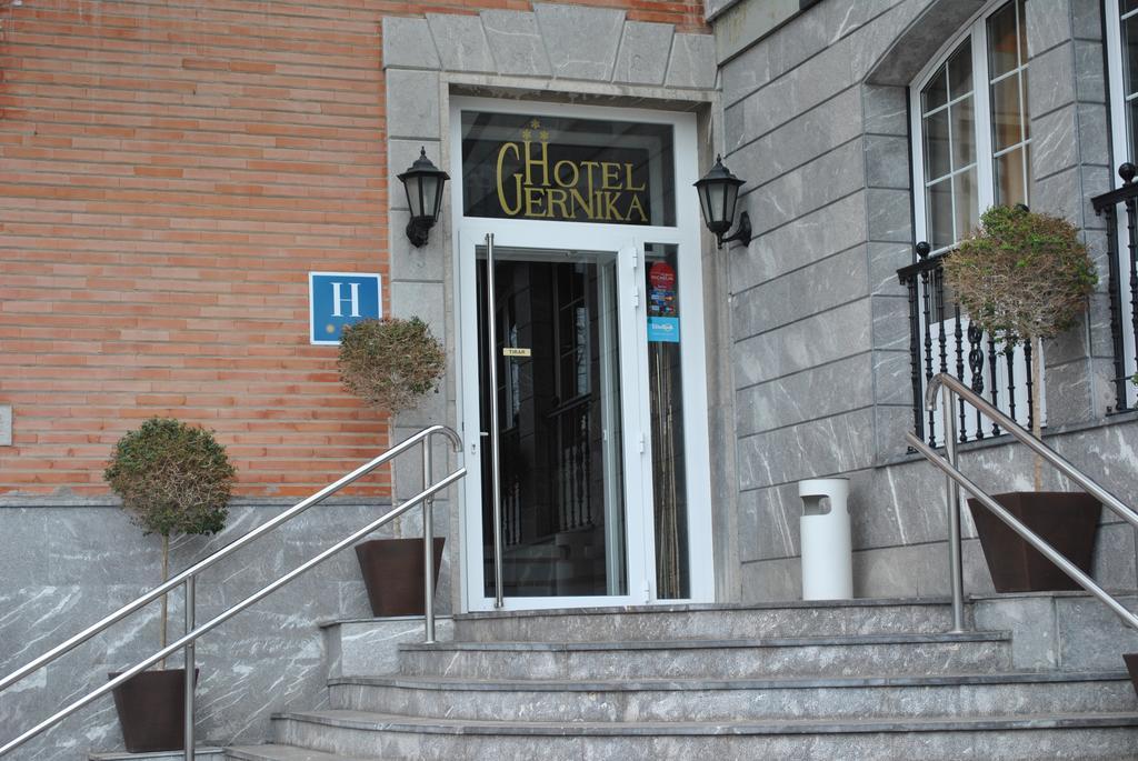 Hotel Gernika - Adults Only Bagian luar foto