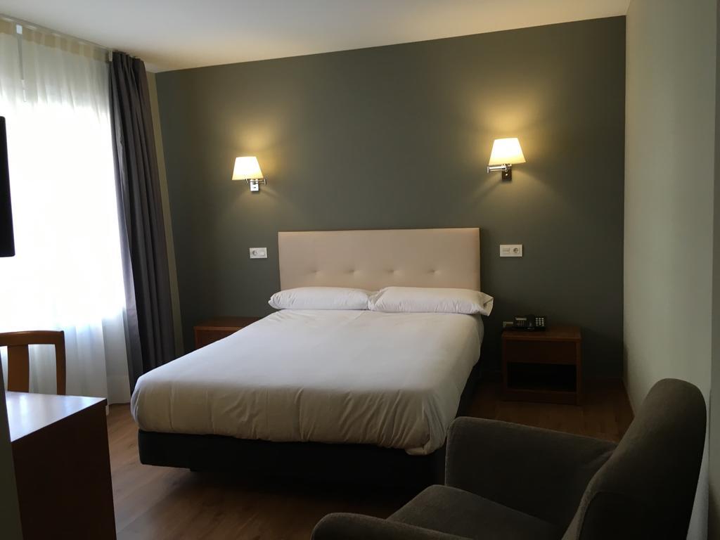 Hotel Gernika - Adults Only Bagian luar foto